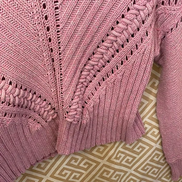 Current Air Textured Knit Sweater in Dusty Pink - Image 5