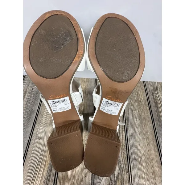 Clarks Womens 8.5M Deva Heidi White Leather Ankle Strap Heels Sandals Boho - Image 11