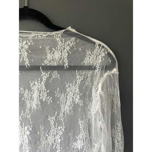 White Sheer Lace Long Sleeve Top XXL - Image 4