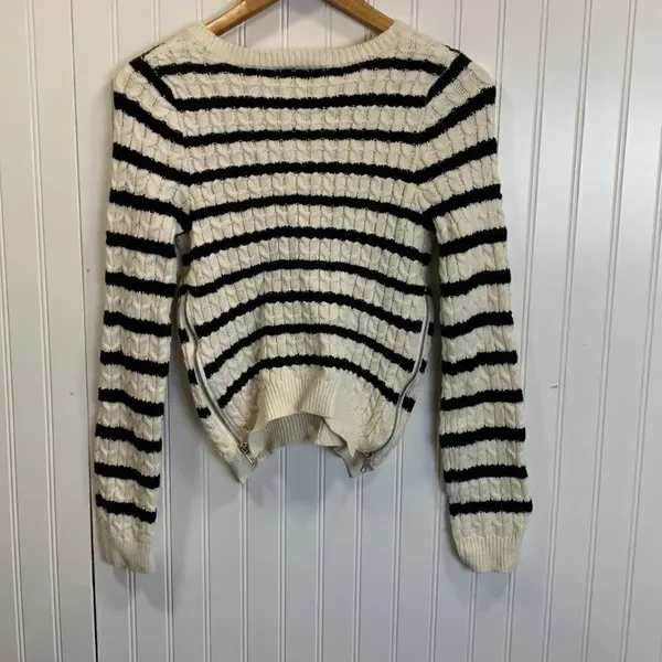 Romeo + Juliet couture striped sweater - Image 6