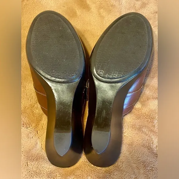 Anne Klein iflex Santo Medium Brown Leather Slip On Mules Heel - Image 7