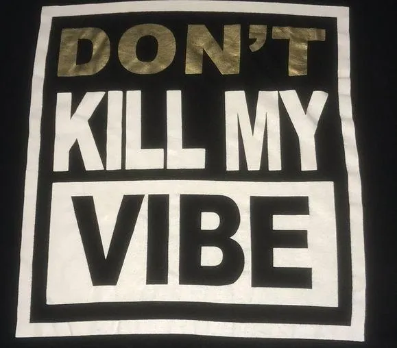 FREEZE crop top “Don’t Kill My Vibe” ties at bottom short sleeve T-shirt size M - Image 2
