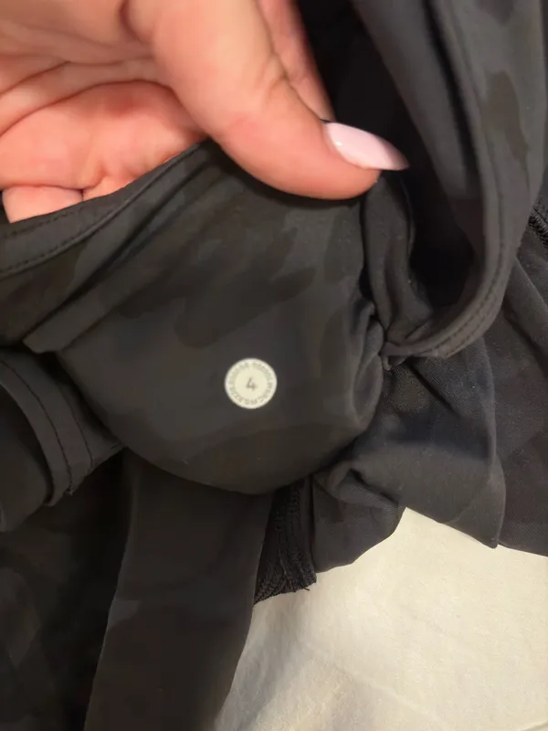 Lululemon Leggings Crop - Image 3