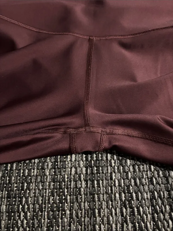 Alo Yoga 7/8 High Waist Airlift Legging Burgundy Cherry Cola - Image 3