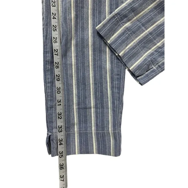 Hollister Women's Blue & White Stripe Pants - Image 8