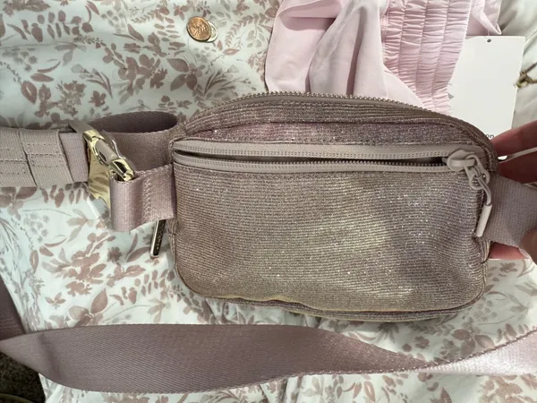 Lululemon Bag Belt - Image 4