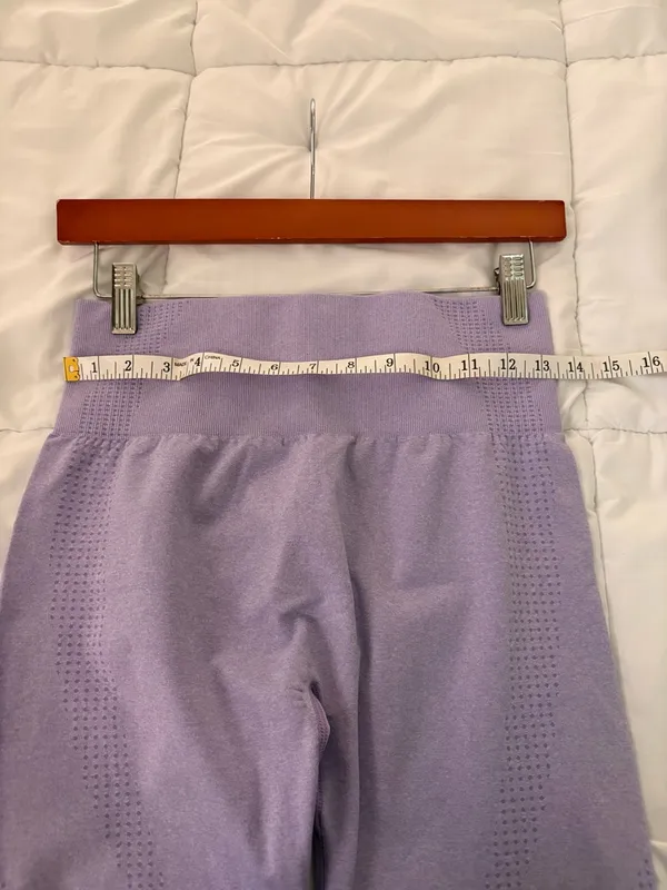 Lilac Purple Amazon Athletic Outfit Top and Bottom Size Medium - Image 5
