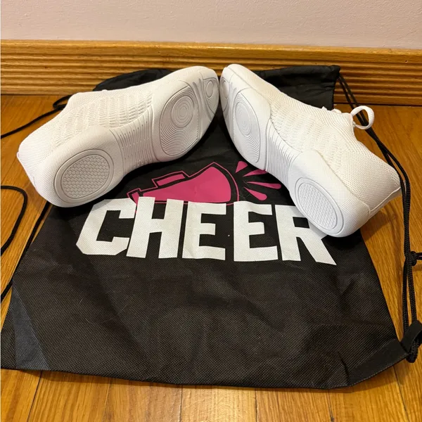 Smapavic Cheer Dance Shoes Sneakers White Size 39 NEW With Bag - Image 6