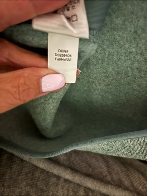 Eddie Bauer Sage Green Radiator Sweater Fleece Full-Zip‎ Vest - Women's XL - Image 9
