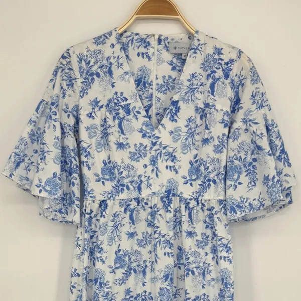 Tuckernuck Ginger Dress Medium Blue Floral Toile Maxi Coastal Grandmother Preppy - Image 4