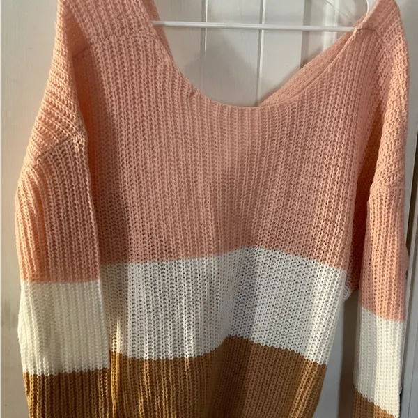 Full Circle Trends Soft Knot Sweater Sz L NWOT - Image 2