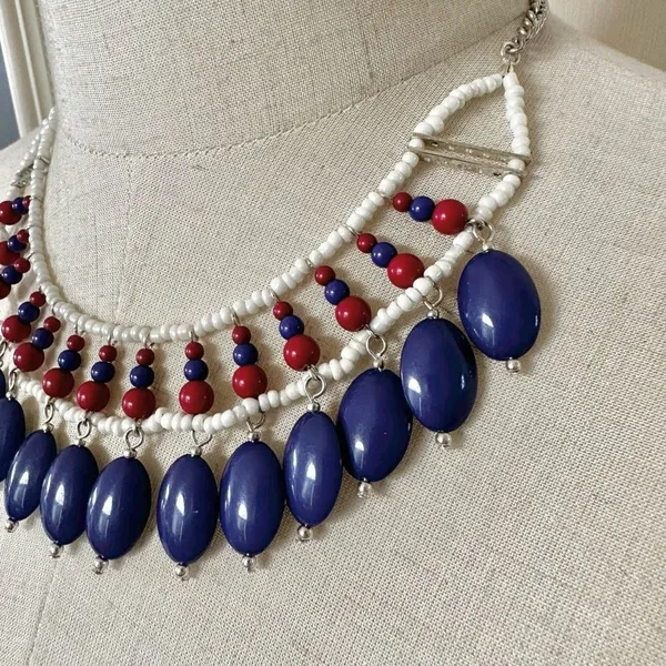 Red white and blue beaded bib necklace - Image 2