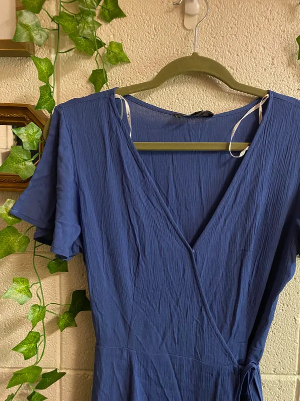 Lulus nwt heart of marigold denim blue wrap maxi dress - Image 5