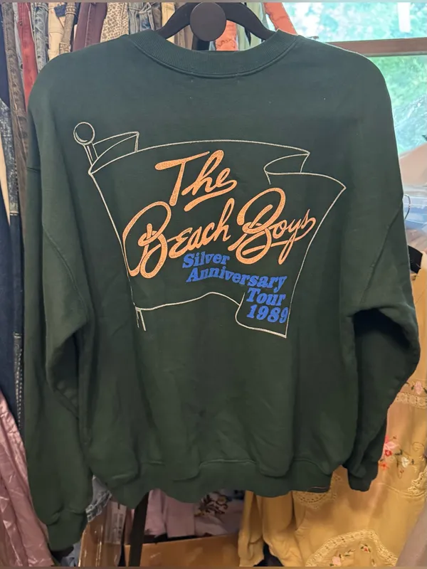 NWOT Daydreamer The Beach Boys Silver Anniversary Boyfriend Crew - Pine - Small - Image 11