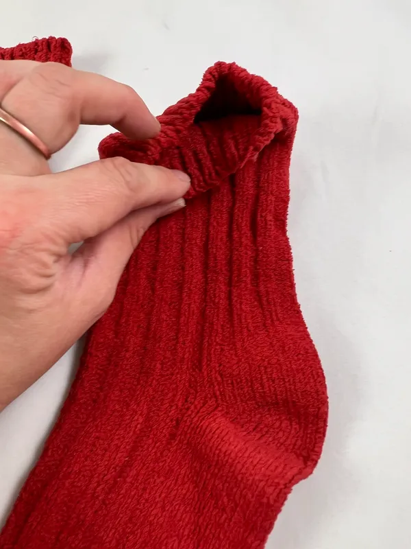 Short Red Ribbed Socks - Image 3