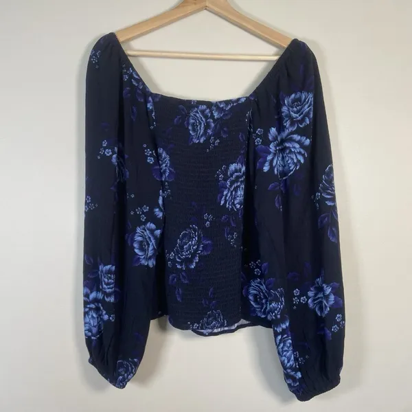 Old Navy Womens M Puff Sleeve Smock Long Sleeve Blouse Navy Blue Floral‎ Cottage - Image 4