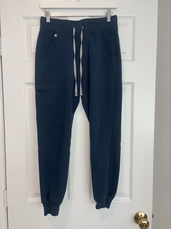 FIGS Zamora Jogger Scrub Pants - Image 2