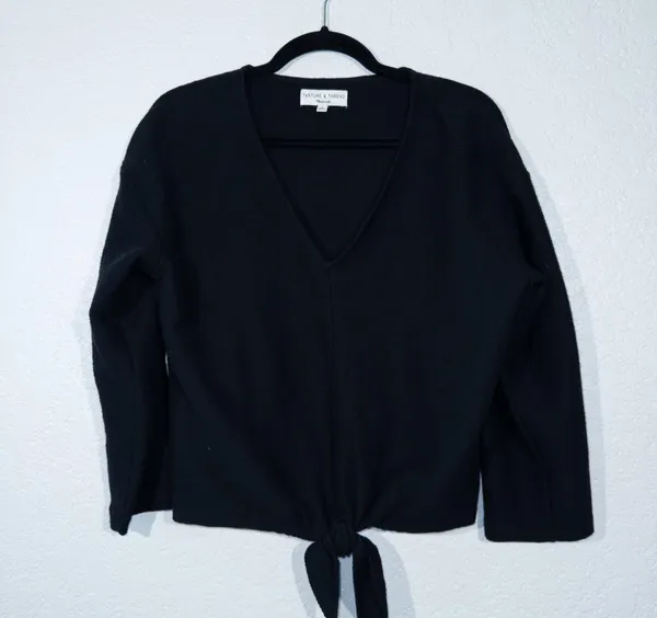 Madewell Texture & Thread Black Long-Sleeve Tie-Front Top Size Medium - Image 2