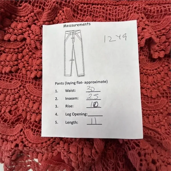 American Rag Women's Red Crochet Lace Ruffle Shorts Size L‎ - flawed - Image 5