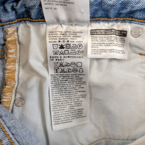 Levis 501 Original Light Wash Distressed Button Fly Denim Cut Off Shorts Size 26 - Image 5