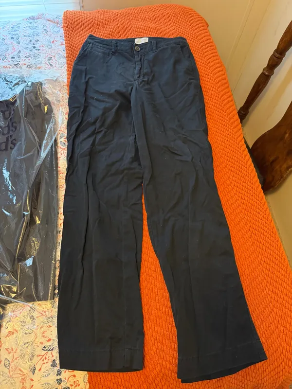 Universal Thread Chino Pants Women - Image 3