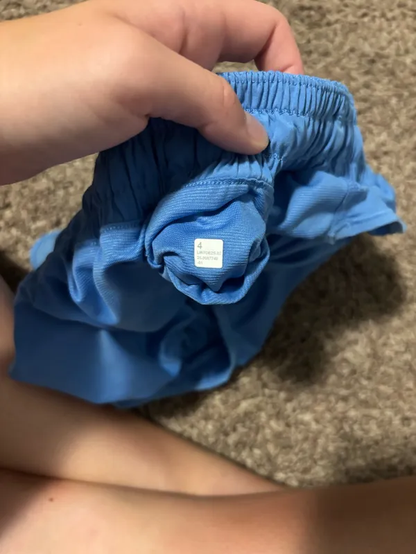 Lululemon Shorts Hotty Hot 2.5 - Image 3