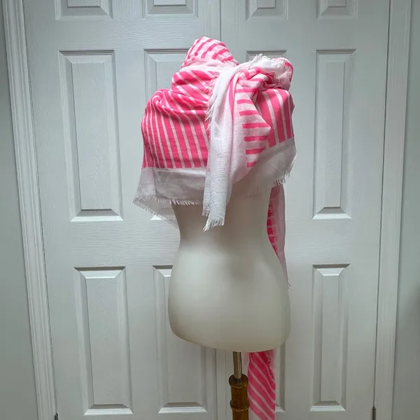 Steve Madden‎ Pink and White Striped Oversized Scarf or Wraps - 74"x40" - NEW. - Image 2