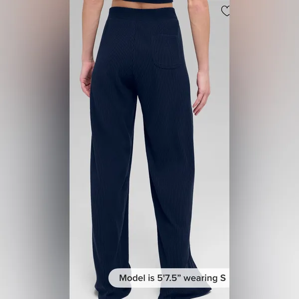 ALO Yoga NWT Muse Wide Leg Pants Navy Blue Size M - Image 2