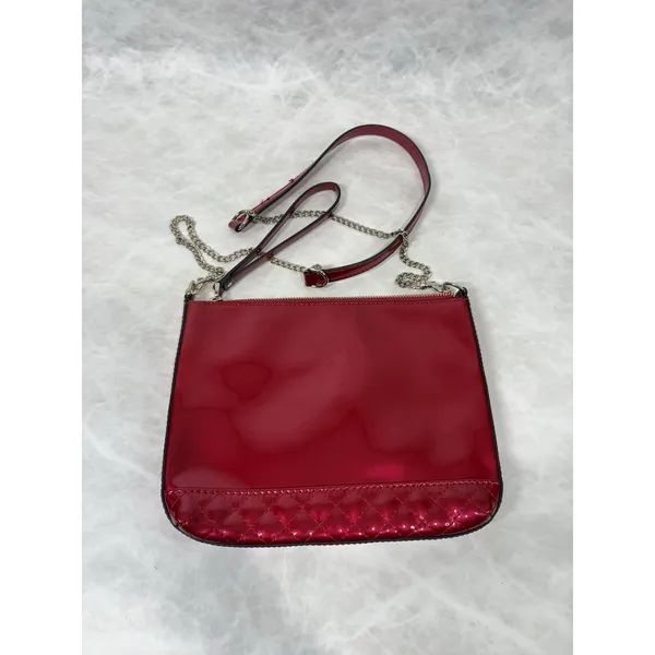 Guess Red Patent Quilted Crossbody‎ Bag Logo Embossed Chain Strap Purse Chain - Image 3