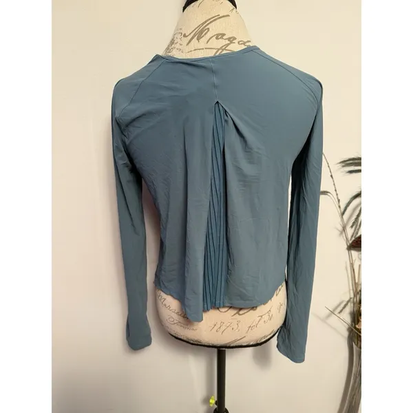 Lululemon Play Off The Pleats Long Sleeve‎ Teal Blue Shirt Athletic Yoga Read - Image 2