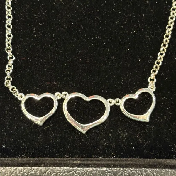 Crazy Horse JCP Silver Heart Necklace - Image 3