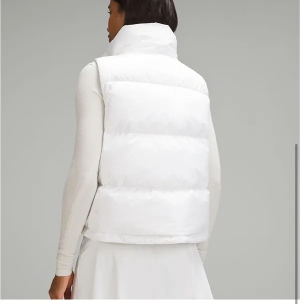 Wunder Puff Cropped Lululemon 600 Down Fill Vest - Image 4