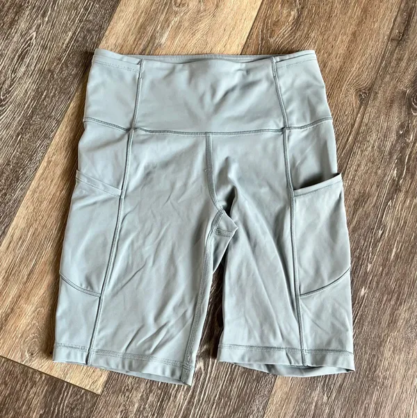 Lululemon Biker Short - Image 4