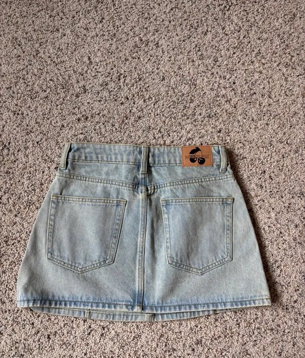 White Fox Denim Boutique Skirt Mini - Image 3