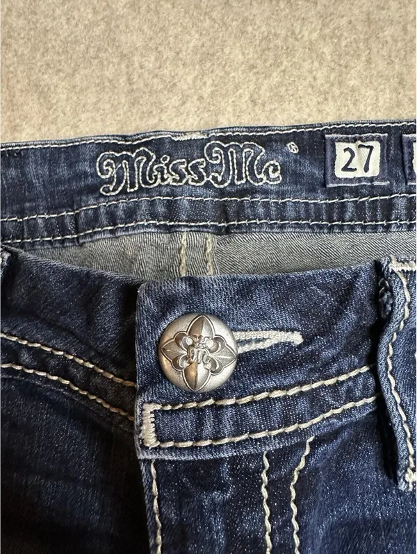 MISS ME Jeans Mid Rise Easy Cropped Bling Embellished Floral Design 27x23 - Image 6