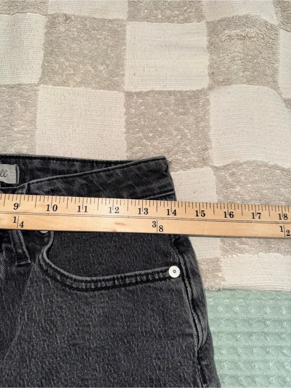 Madewell The Curvy Perfect Vintage Jean Black 28T High Rise Straight Leg - Image 3