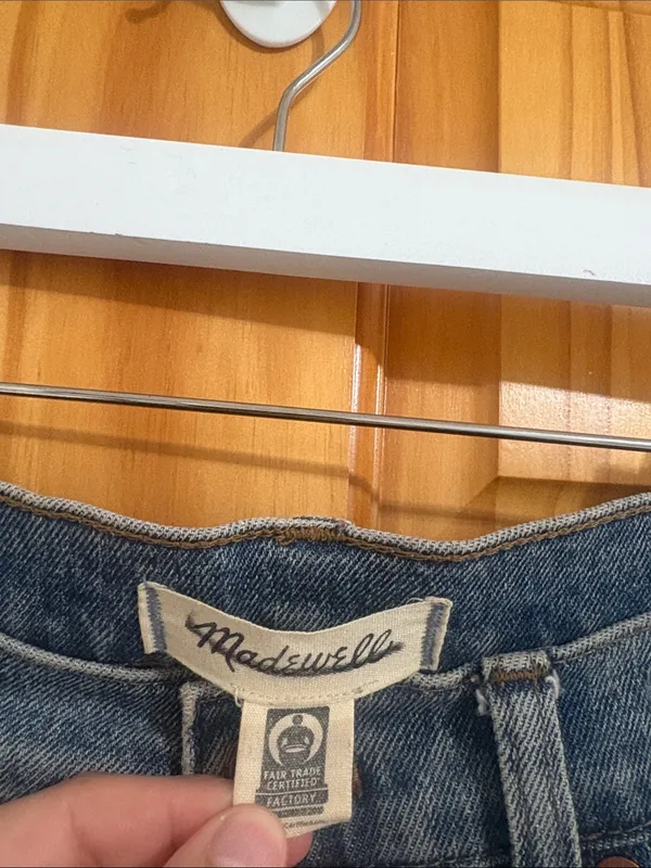 Madewell Size 27 Classic Straight Jeans - Image 2