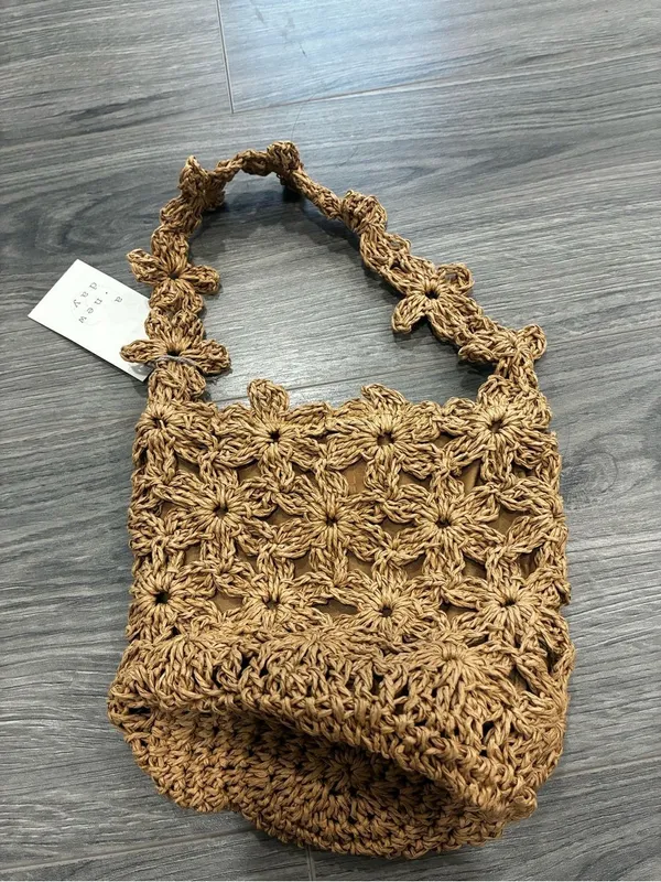 A New Day Tan Crochet Floral-Pattern Shoulder Bag - Image 3