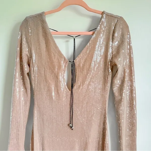 NEW Alix Earle Gold Sequin Open Back Cocktail Midi Dress - Image 16
