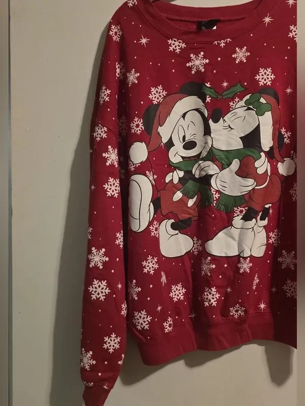 Disney women’s sweater Mickey & Minnie Holiday Top with Snowflakes - Image 2