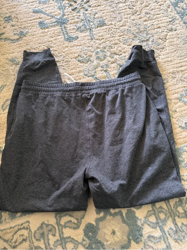Vuori performance jogger - Image 6