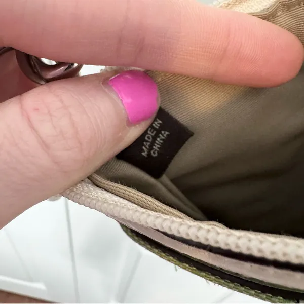 Vintage 90’s Coach Lime Green Signature Monogram Pattern Canvas Crossbody Bag - Image 12