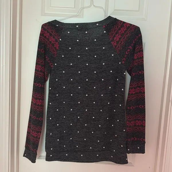 Snowflake Sweater‎ in charcoal & Red, small - Image 8