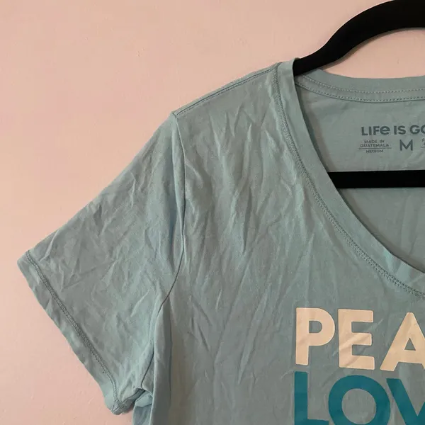 Life Is Good Blue V-neck Tee Cotton Peace Love Dogs Gorpcore Women's size Medium - Image 4