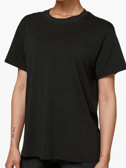 Lululemon All Yours Boyfriend Tee Black - Image 5