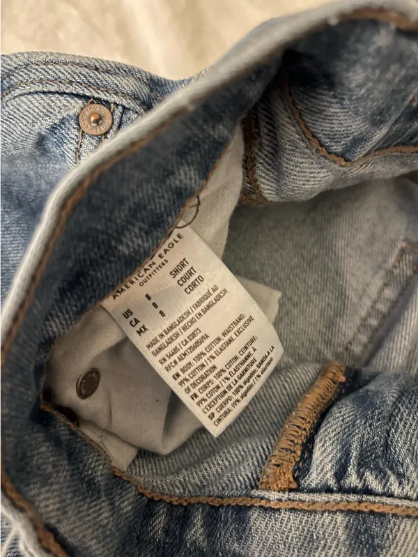American Eagle High-Rise 90s Flare Jeans - Image 4