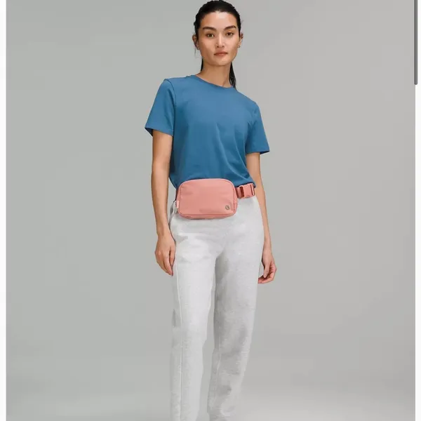 NWT pastel pink lululemon‎ belt bag - Image 6
