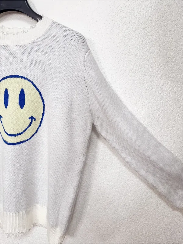 Miss Sparkling Smiley Face Graphic Distressed Knit Crewneck Sweater - Image 4