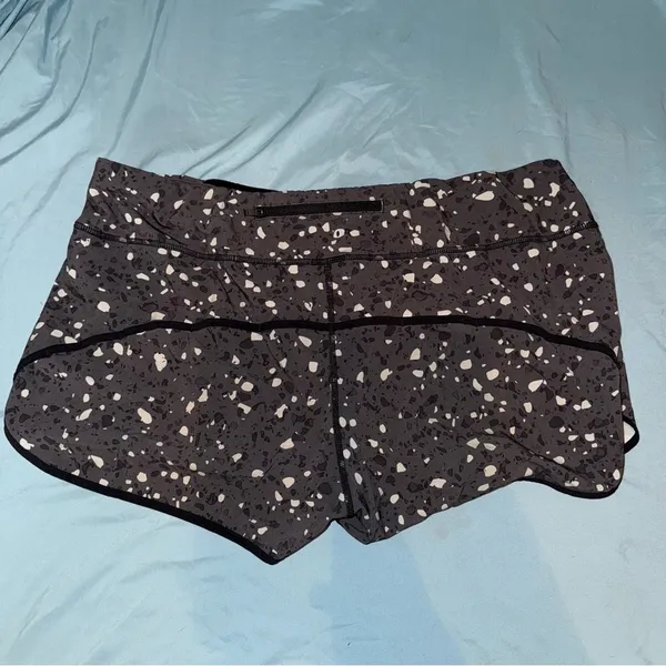 Smartwool Merinosport Lined Black and White Athletic Shorts with Speckled Design - Image 2