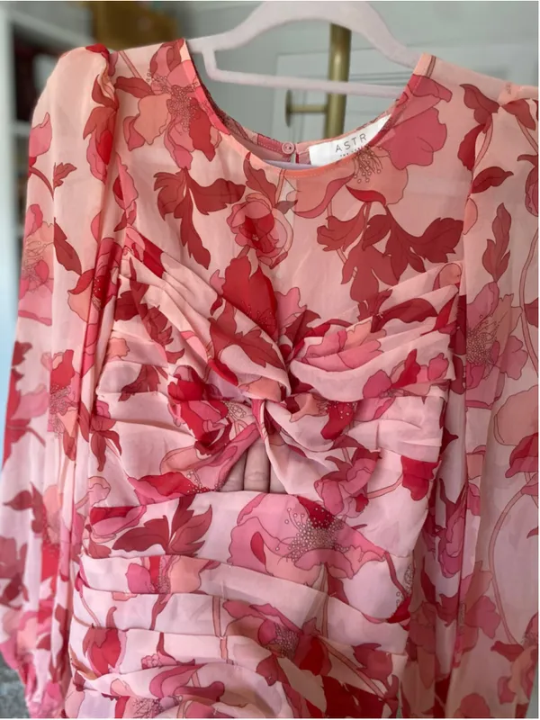 ASTR The Label Floral Mini Dress Ruched Cutout Feminine Coquette - Image 4